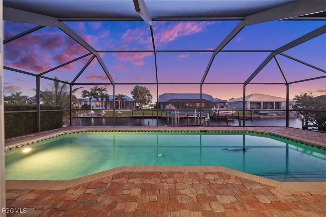 210 Southwest 37th Terrace - Photo 4 of 39