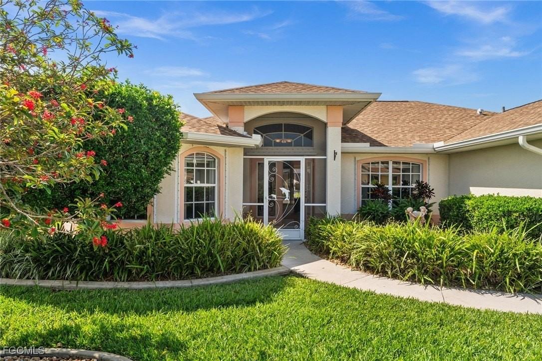 210 Southwest 37th Terrace - Photo 5 of 39