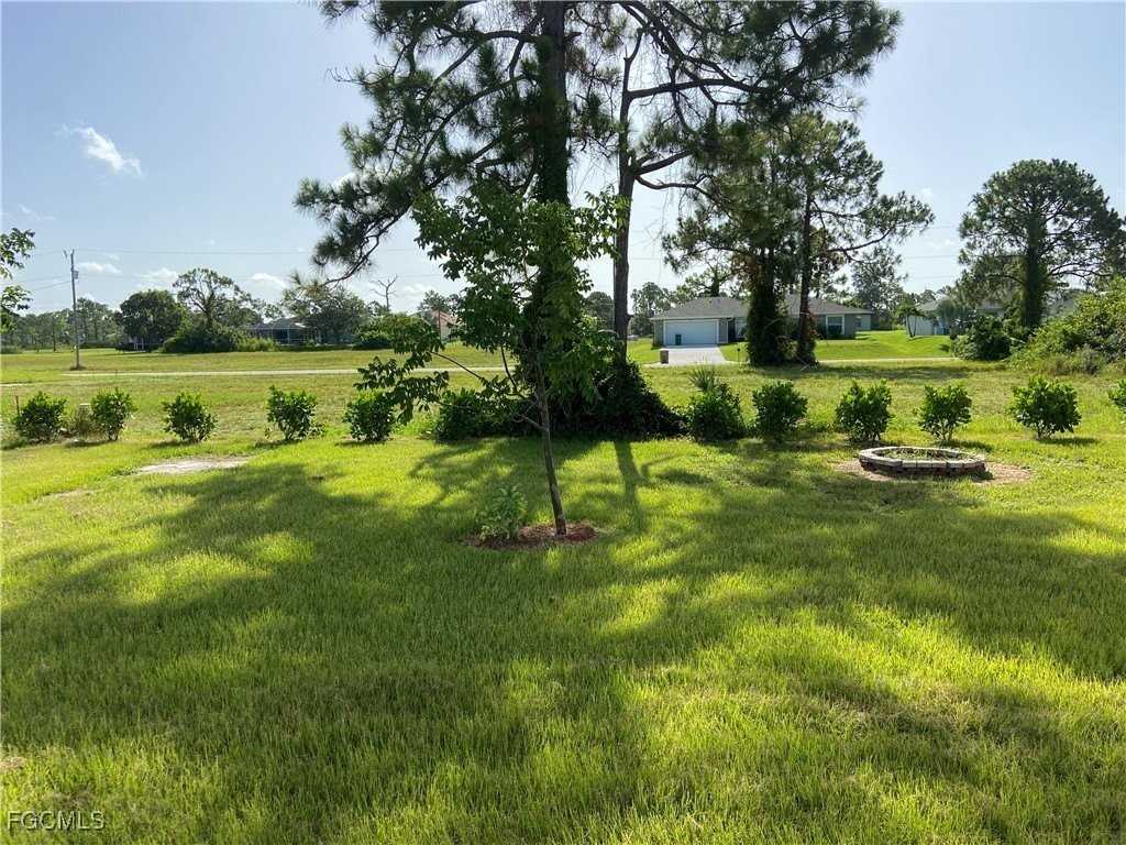 2837 Northwest 24th Avenue - Photo 6 of 24