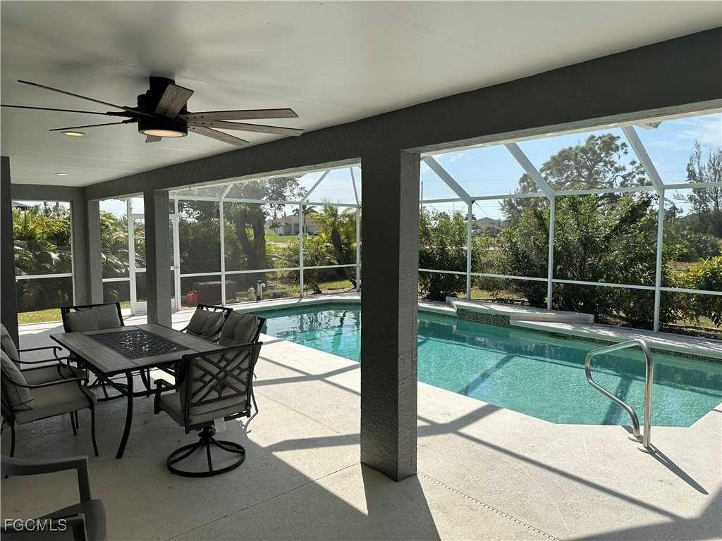 1804 Northwest 20th Place - Photo 4 of 40