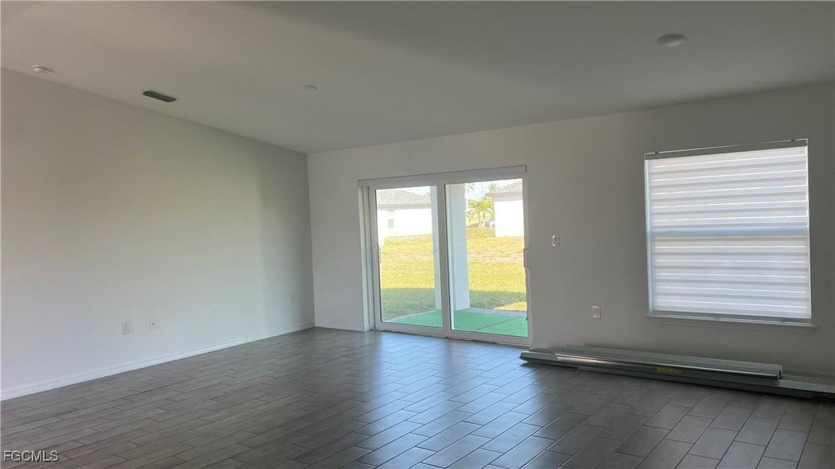 213 Northwest 9th Street - Photo 6 of 29