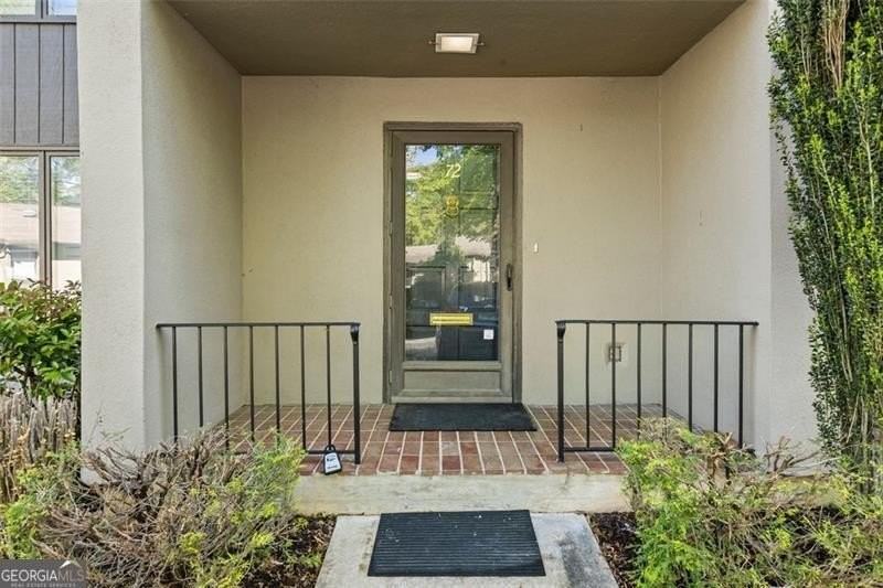 72 Ivy Pkwy Ne - Photo 2 of 20