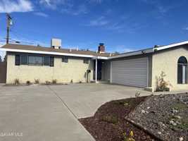 featured image of 823 West Avenue J 14