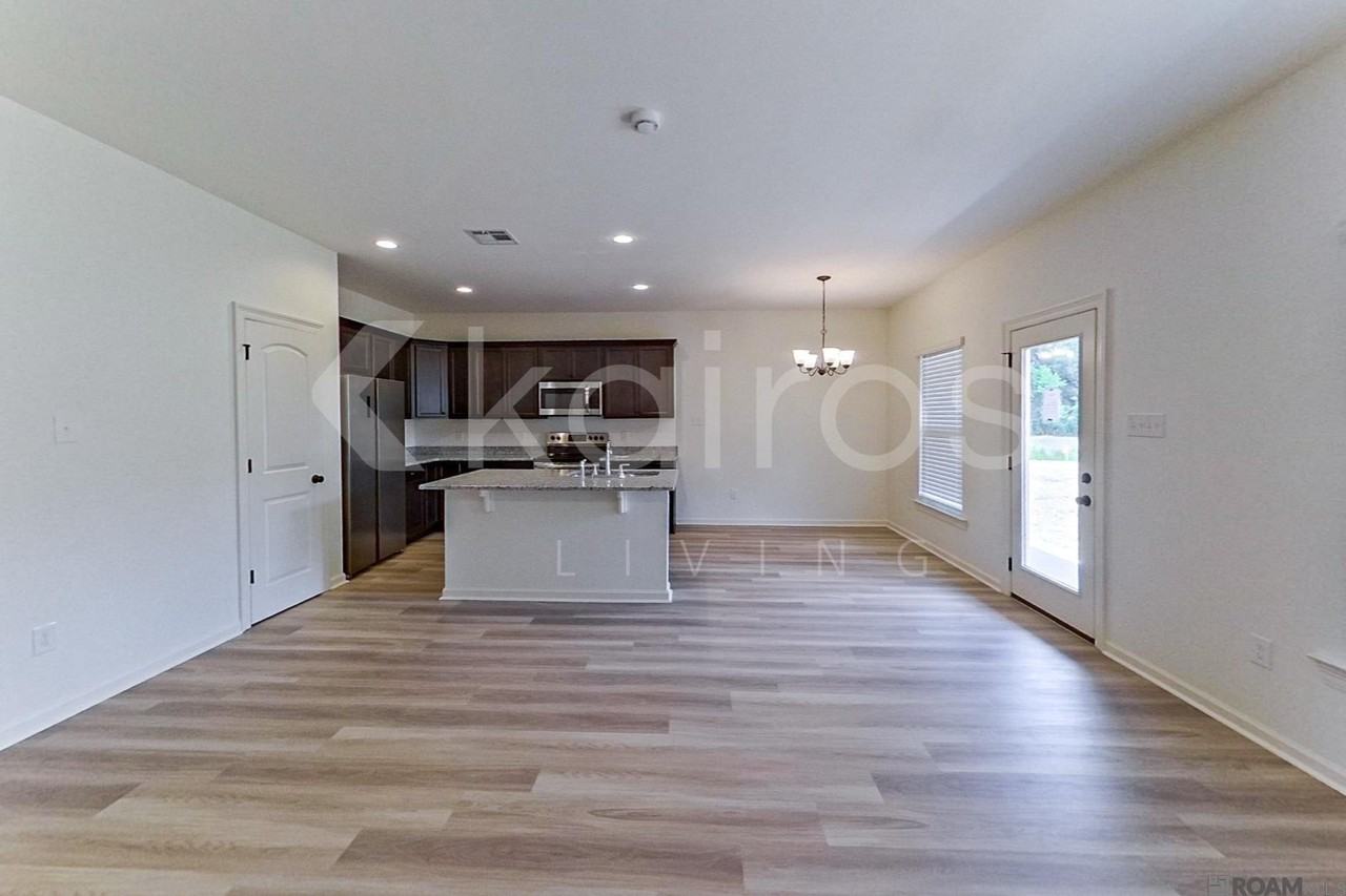 204 Salvat Drive - Photo 2 of 16