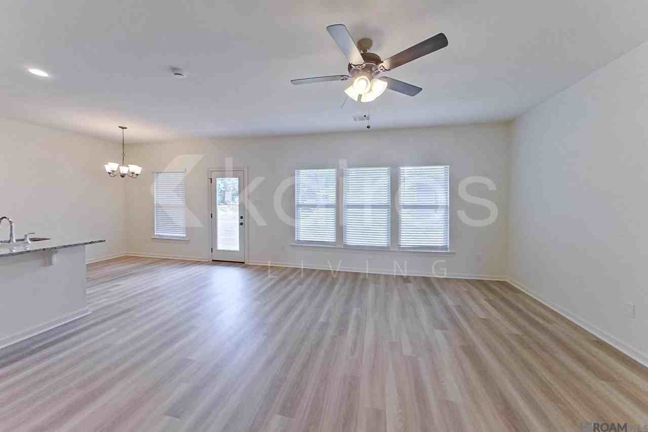 204 Salvat Drive - Photo 6 of 16