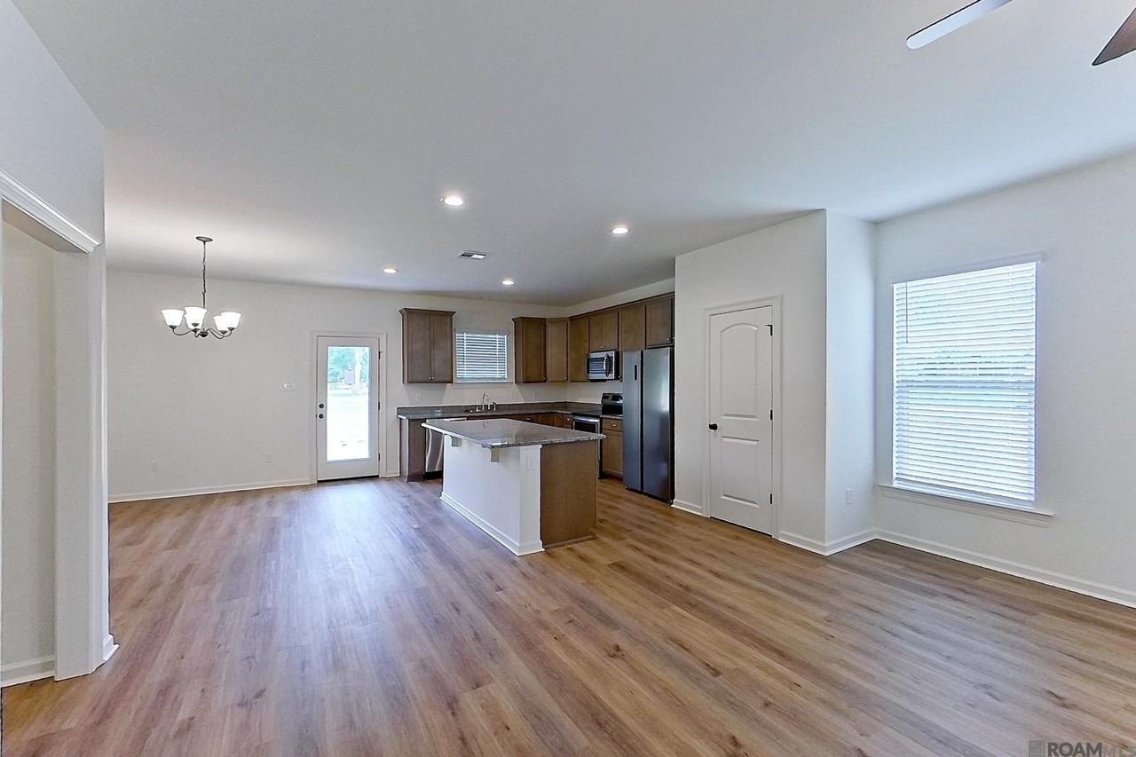 100 Teddy Lane - Photo 7 of 14