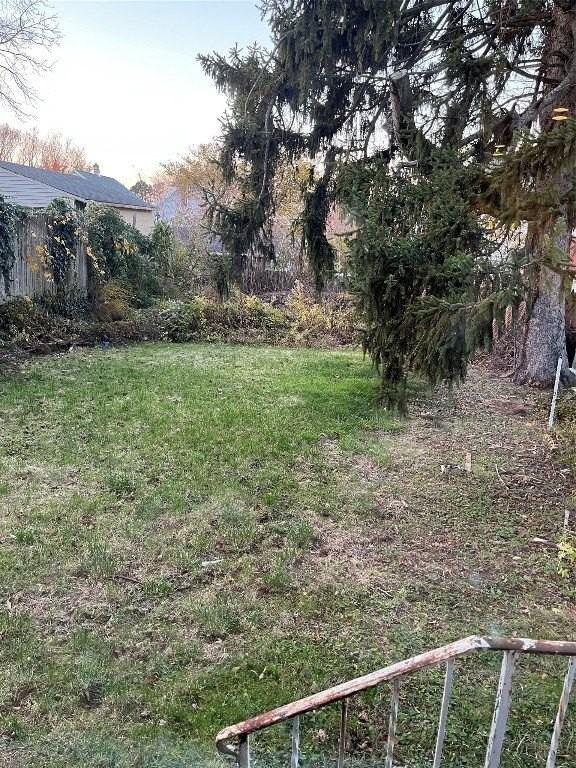 254 East 30th Street - Photo 2 of 13