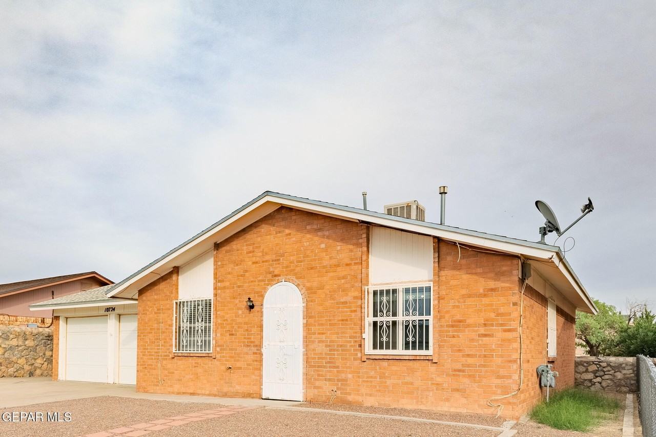 10724 Onyxstone Street - Photo 3 of 27