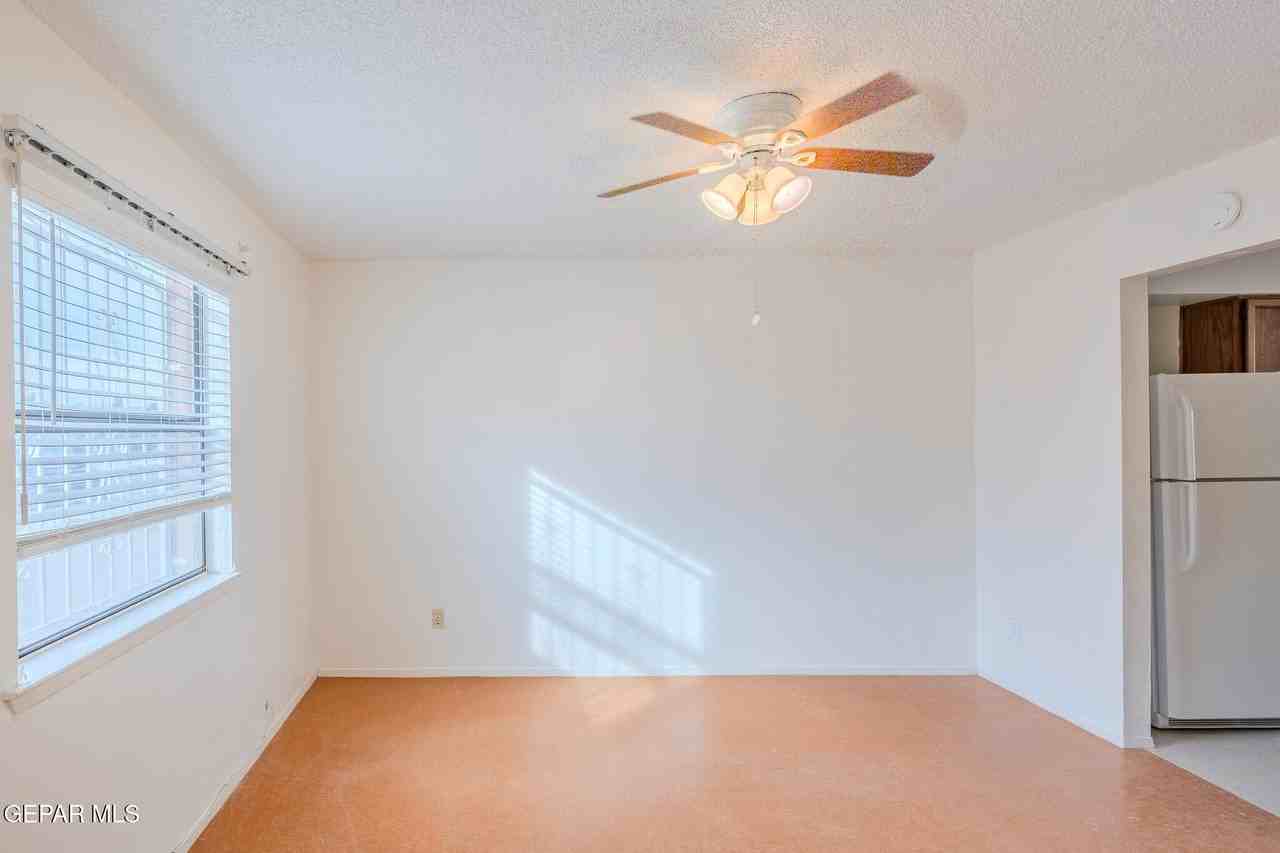 10724 Onyxstone Street - Photo 4 of 27