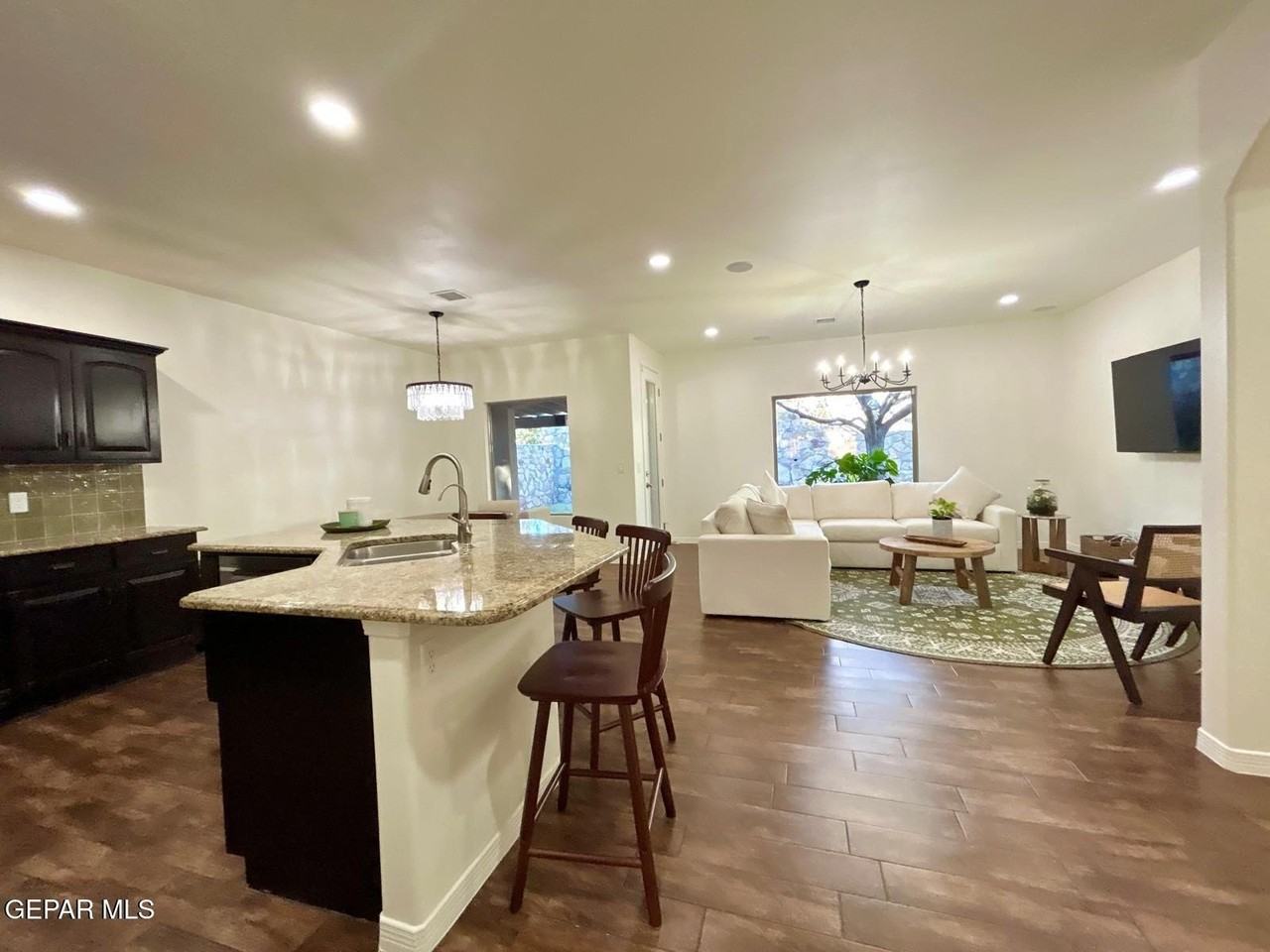 7349 Skyrocket Drive - Photo 6 of 50