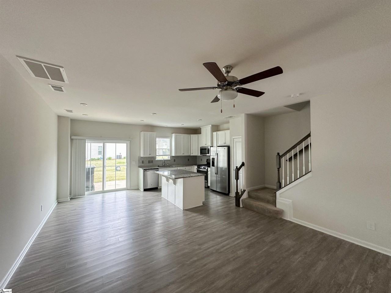 120 Carlow Court - Photo 3 of 21