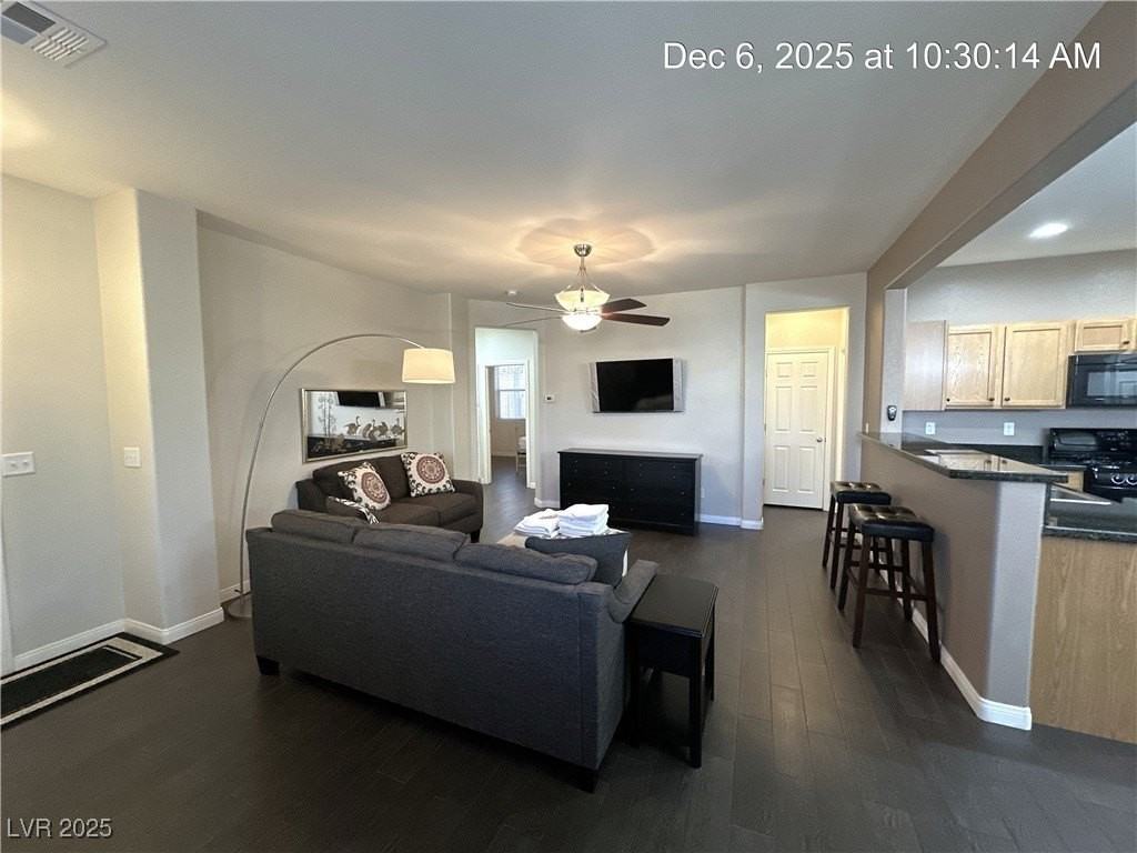 1033 Fishing Street - Photo 3 of 39