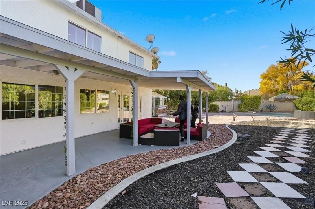 3182 Moonflower Drive - Photo 4 of 39