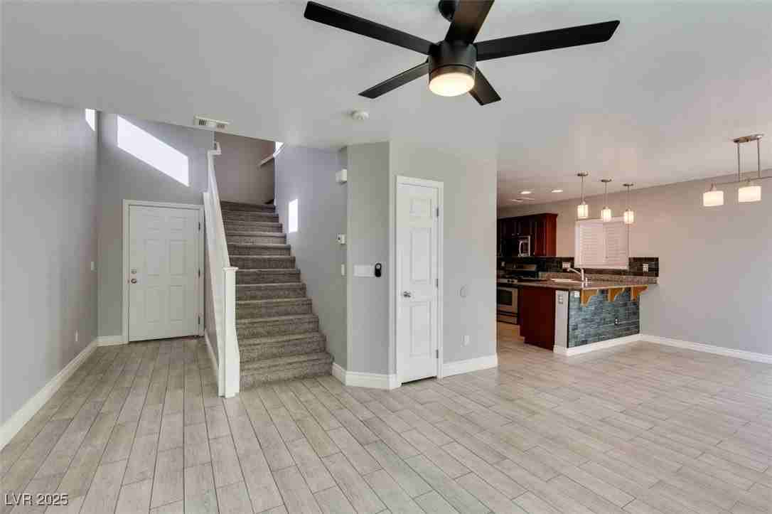 5660 Balsam St - Photo 6 of 36