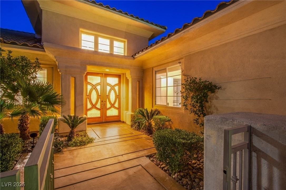 2258 Green Mountain Ct - Photo 3 of 50