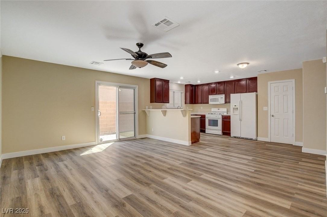 5045 Aesop Avenue - Photo 4 of 34