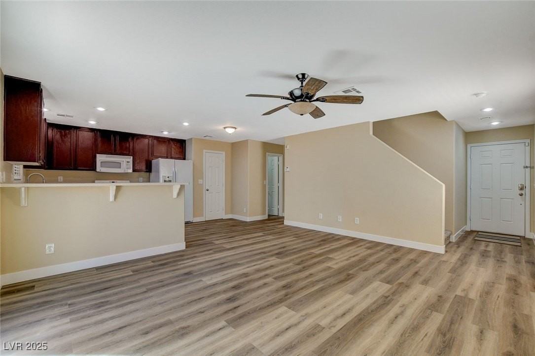 5045 Aesop Avenue - Photo 5 of 34