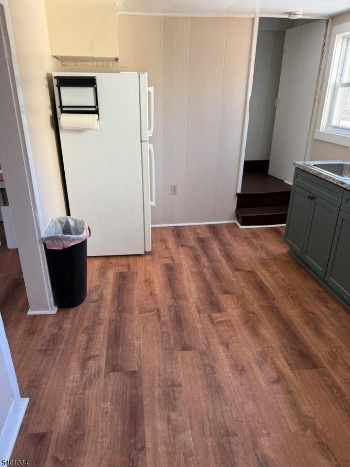 9 School House Road - Photo 5 of 12