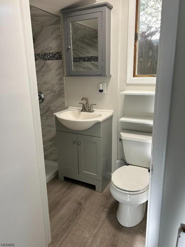 95 East Cedar Street - Photo 4 of 9