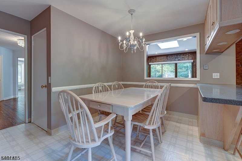 218 Devon Road - Photo 7 of 13