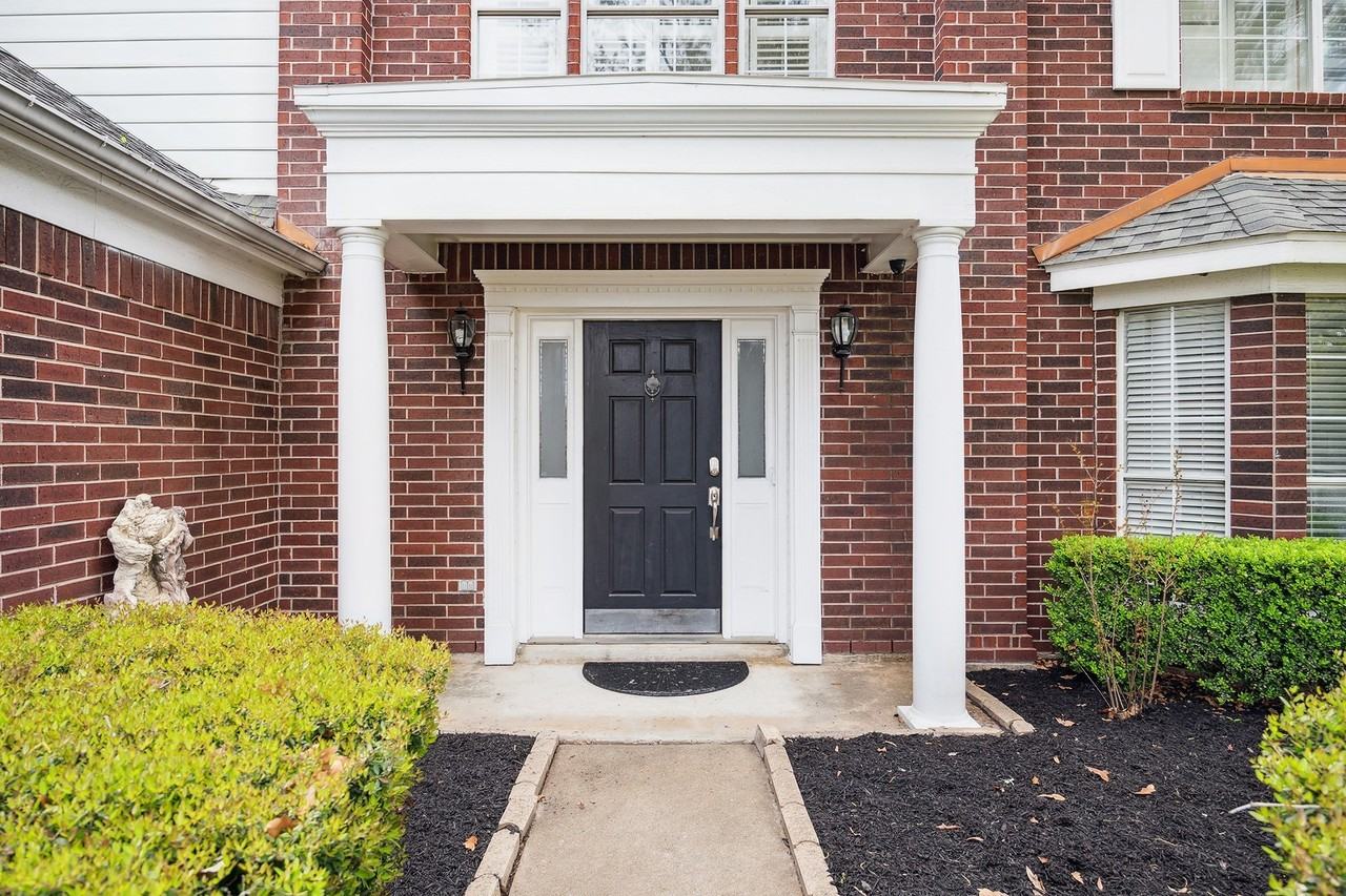 9806 Gold Cup Way - Photo 2 of 20