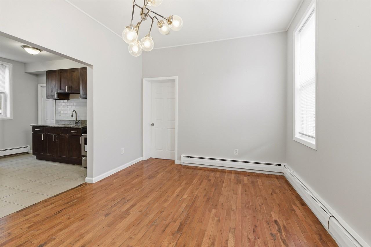 154 South St #1 - Photo 4 of 15