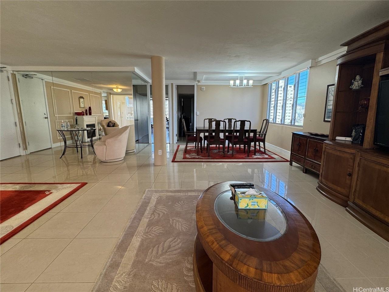 430 Kaiolu St Apt 1101 #1101 - Photo 4 of 20