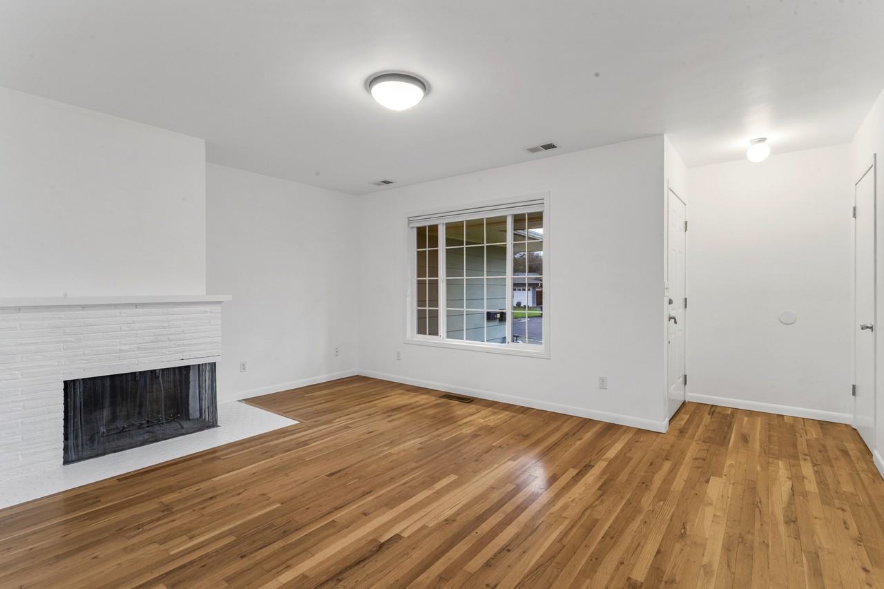 9144 Se Rainbow Cir #1 - Photo 6 of 31