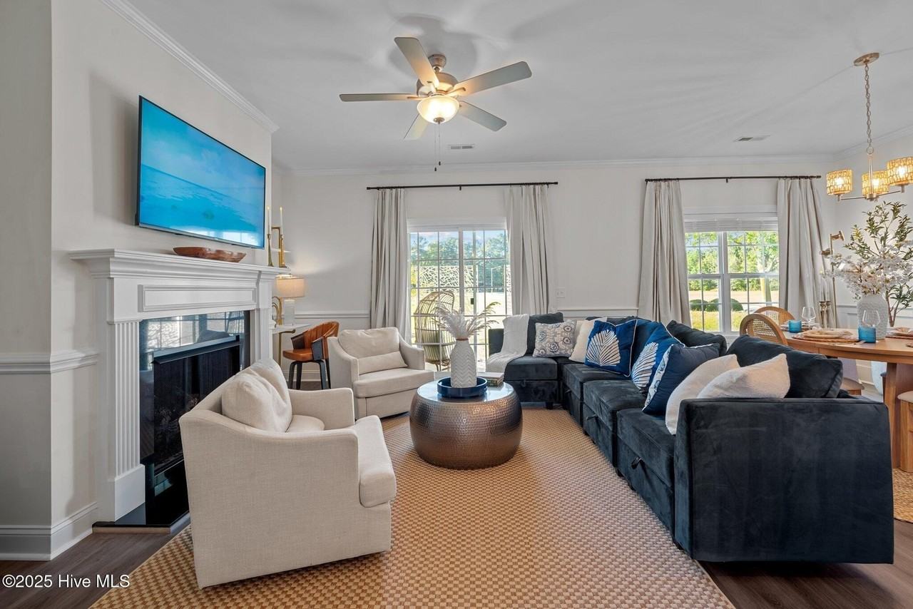 100 Leines Way Unit B #B - Photo 6 of 30