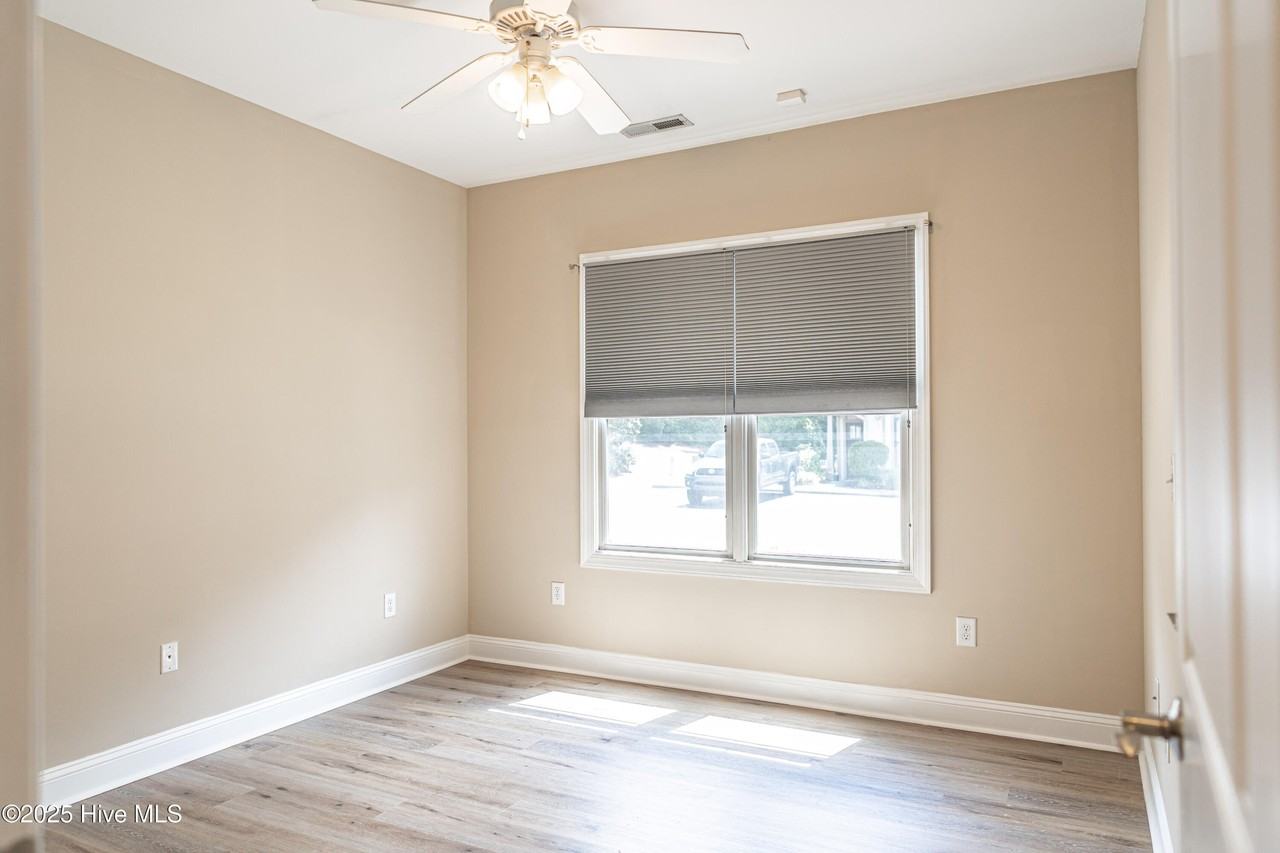 25 Elk Ridge Lane - Photo 5 of 40