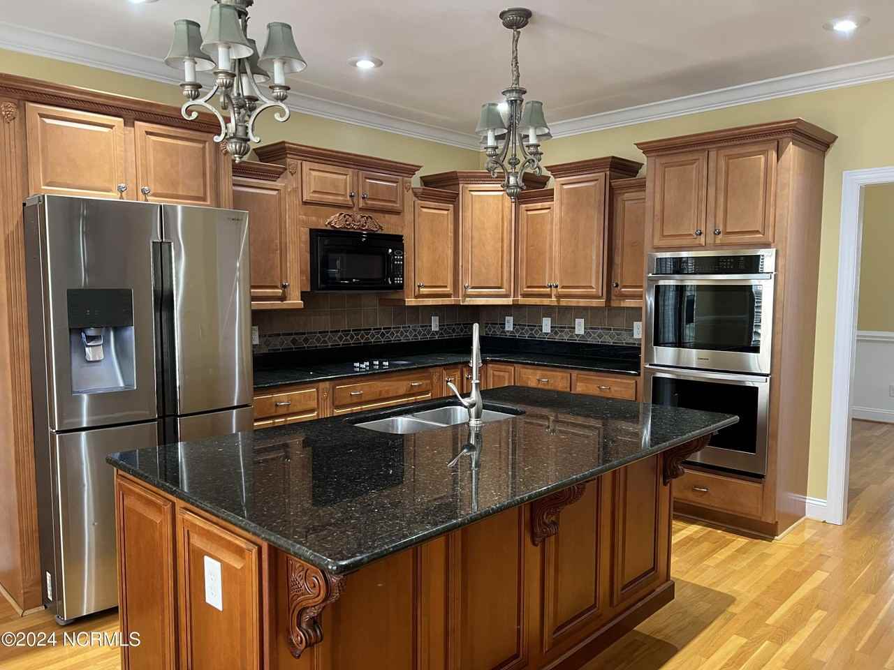 101 Bellechasse Way - Photo 6 of 22