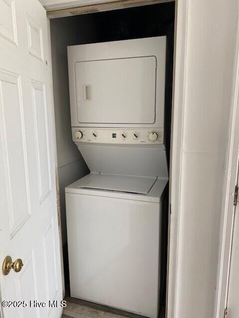 3127 Lakeside Commons Drive #1 - Photo 5 of 6