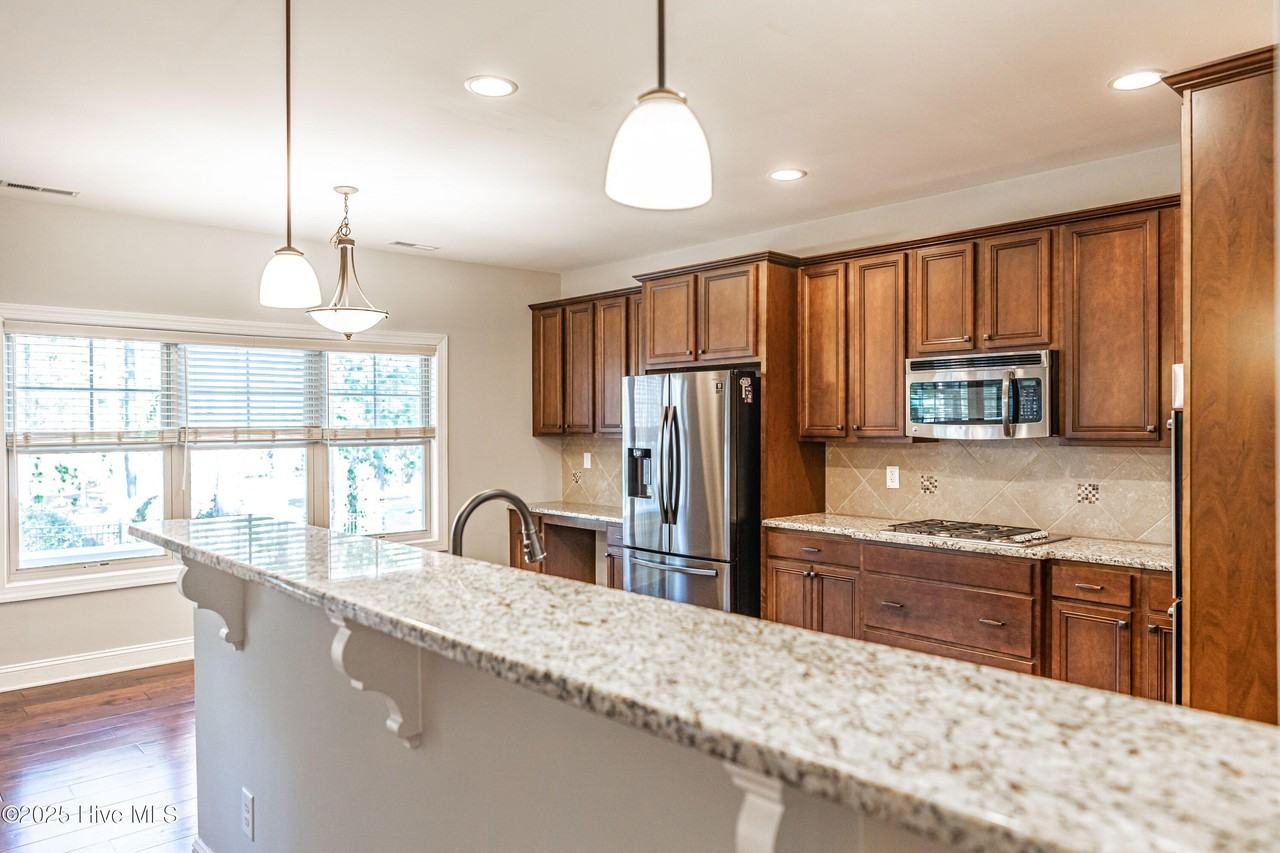 100 Wiregrass Lane - Photo 6 of 30