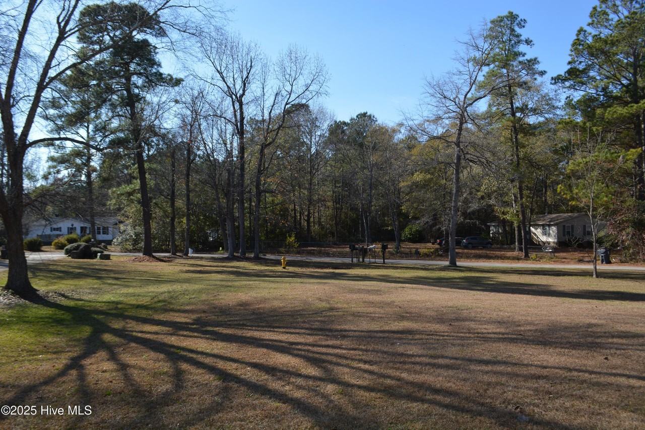 2614 Robin Circle Northwest - Photo 4 of 13