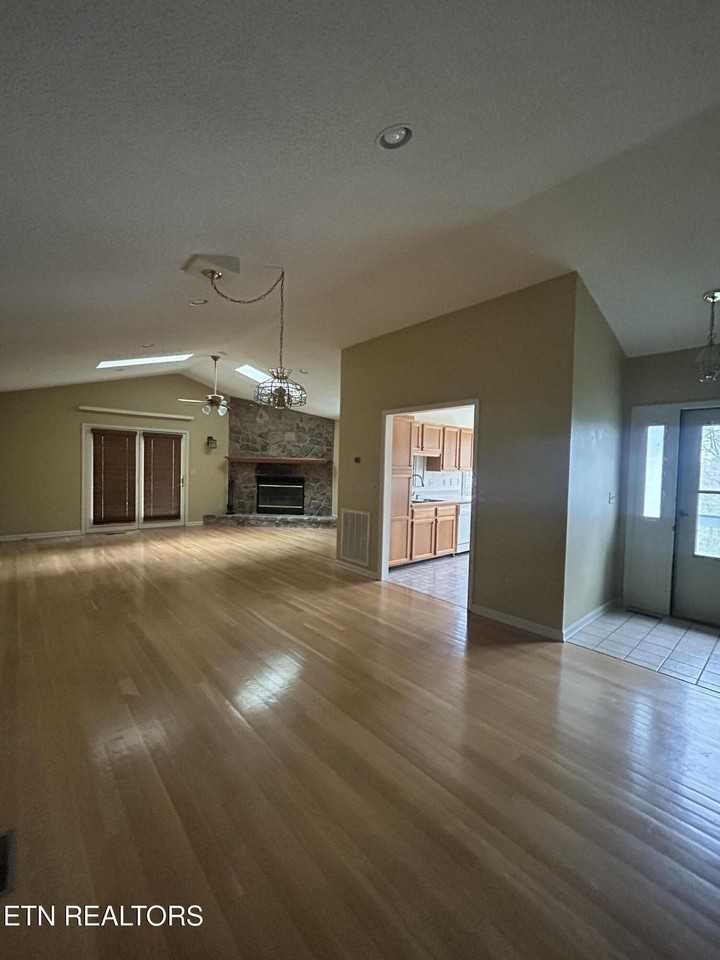 140 Havenridge Circle - Photo 7 of 25