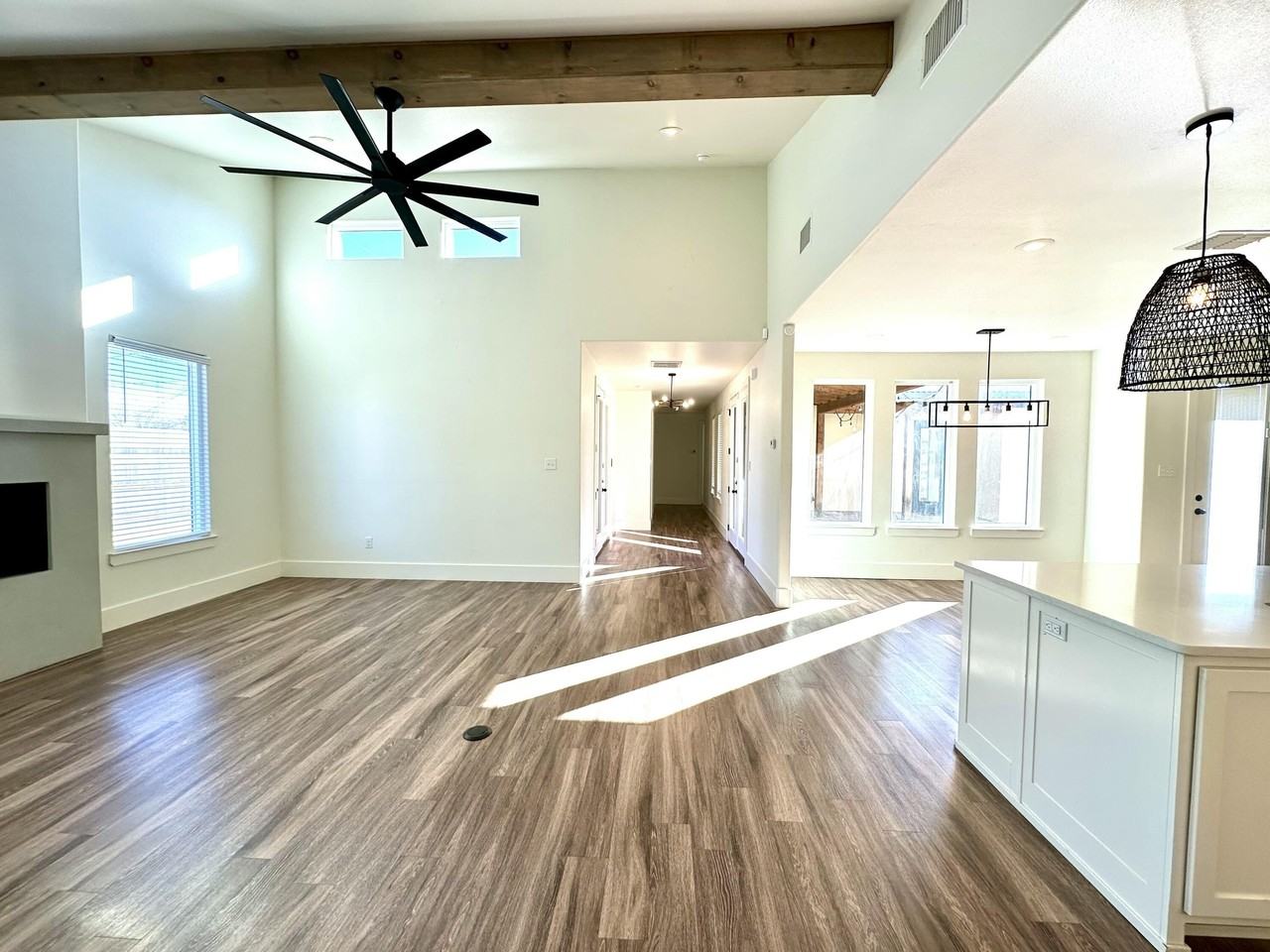 4816 7th Street - Photo 5 of 10