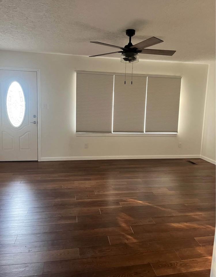 76 Short Street - Photo 3 of 15