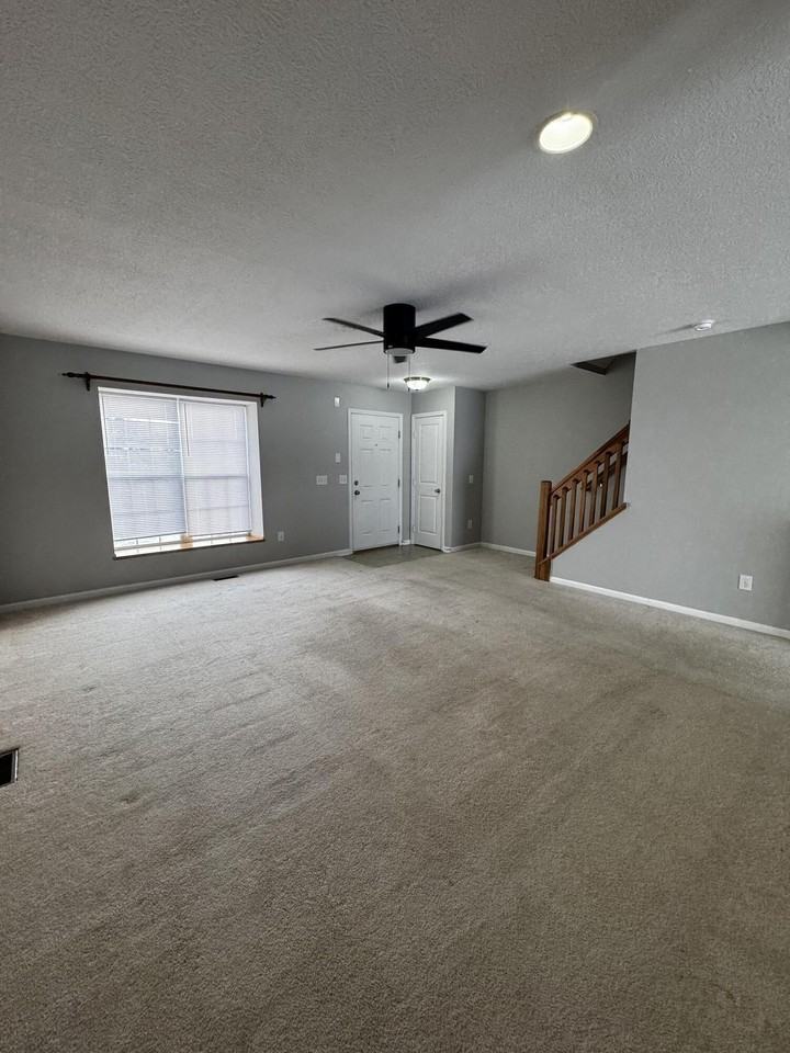 2491 Aristocracy Circle - Photo 6 of 20