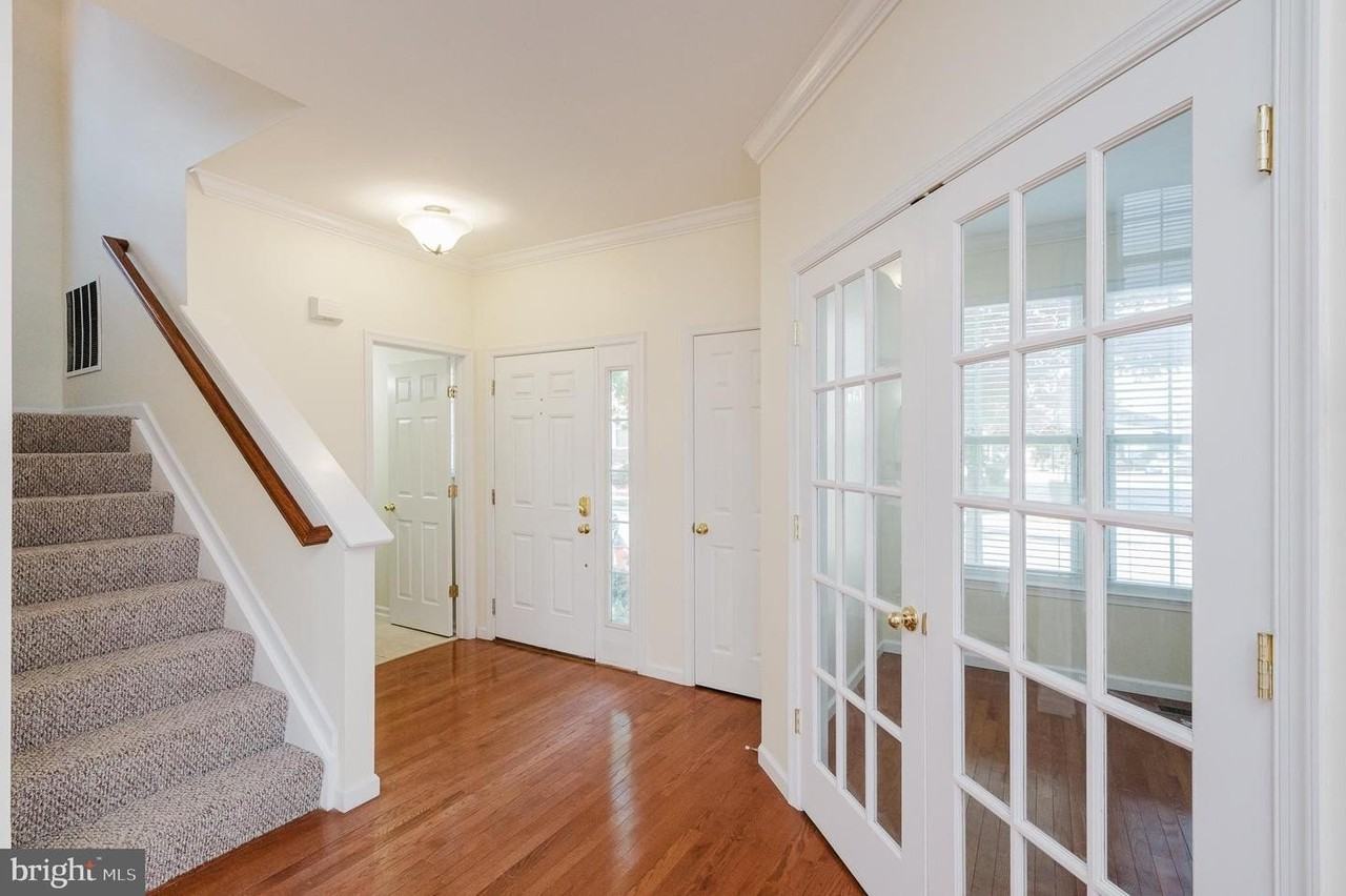 719 Macdill Road - Photo 2 of 25