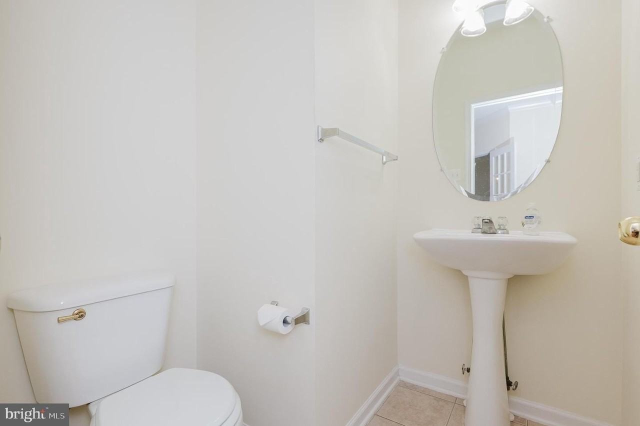 719 Macdill Road - Photo 4 of 25