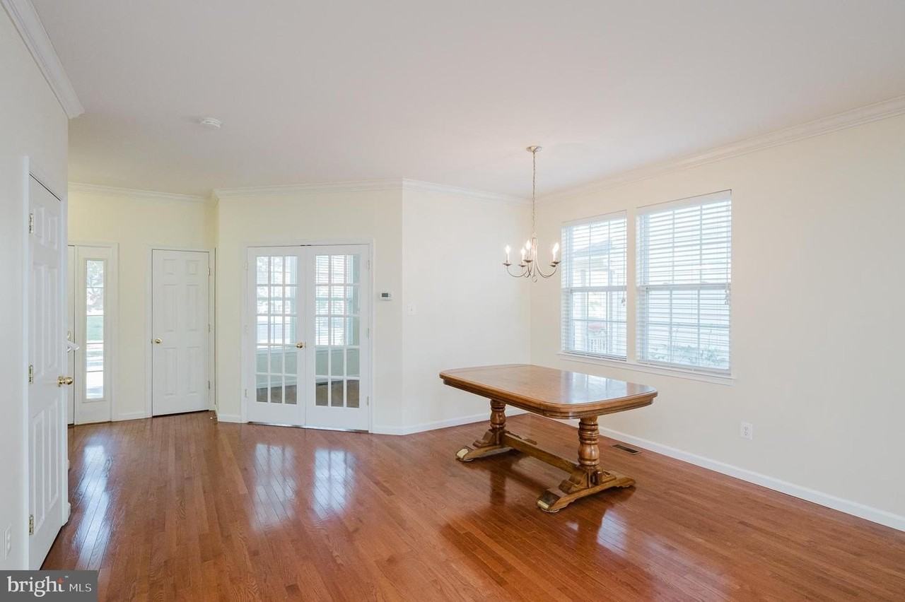 719 Macdill Road - Photo 5 of 25