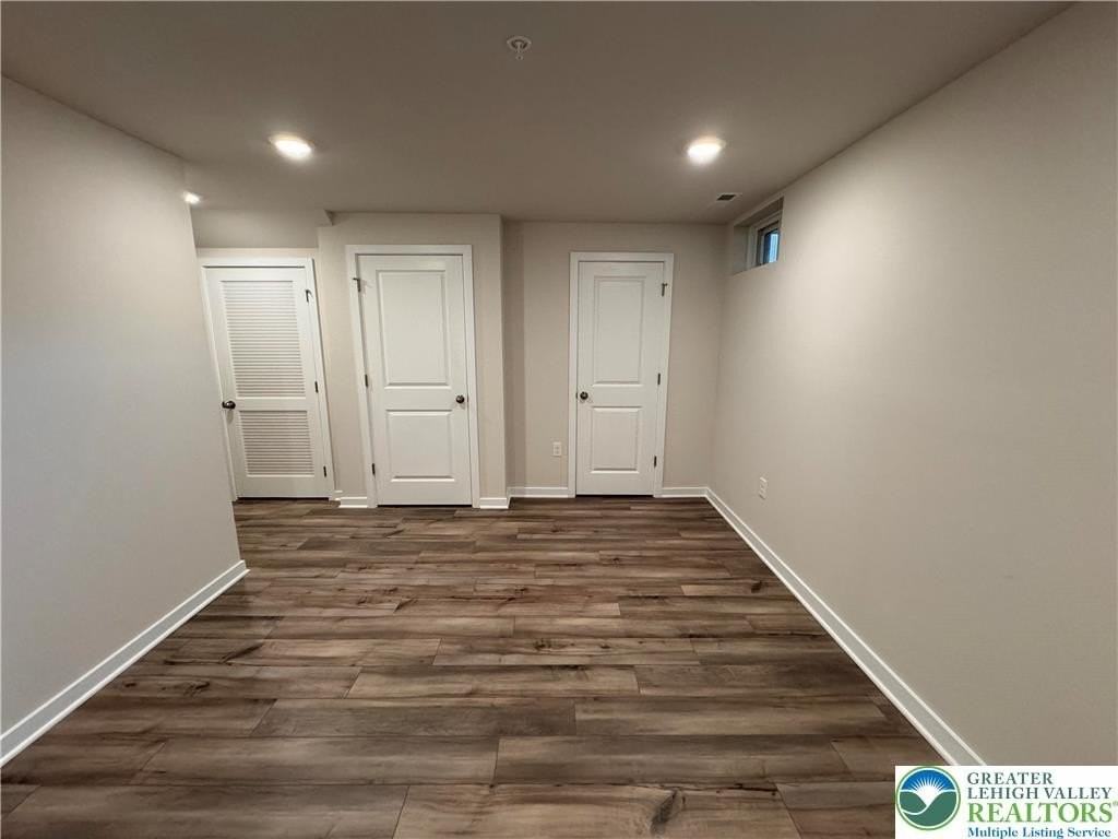 7634 Clayton Avenue - Photo 5 of 23