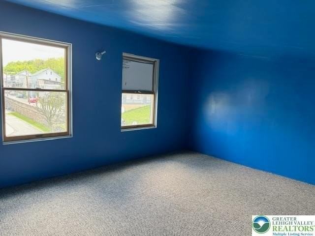 32 Powell Street - Photo 6 of 12