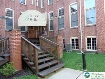 101 Race Street #102