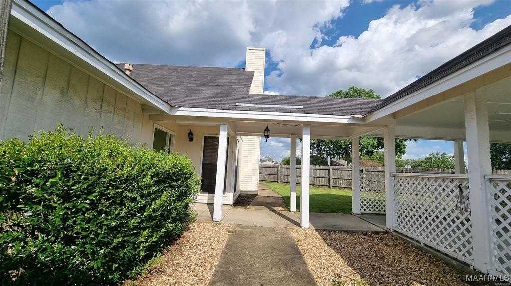 1537 Westminister Drive - Photo 5 of 24