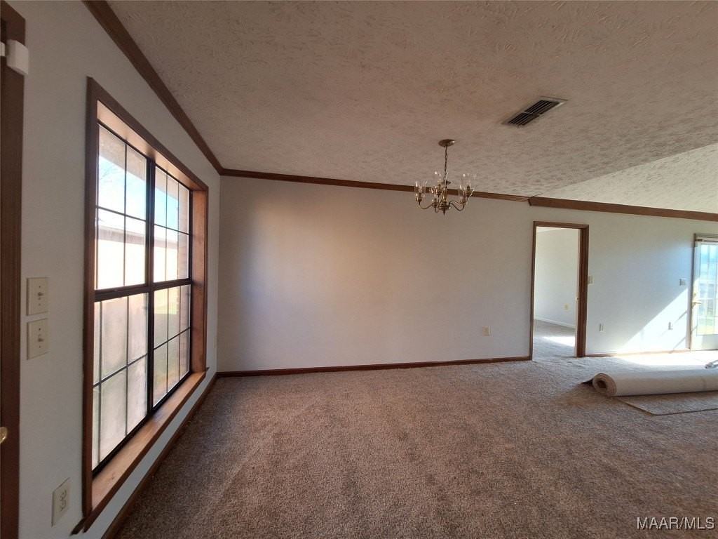 1537 Westminister Drive - Photo 7 of 24