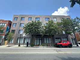 featured image of 6400 North Wayne Avenue