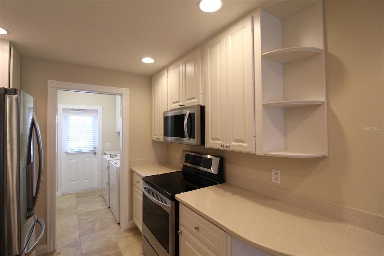 6004 Madrano Drive - Photo 7 of 31