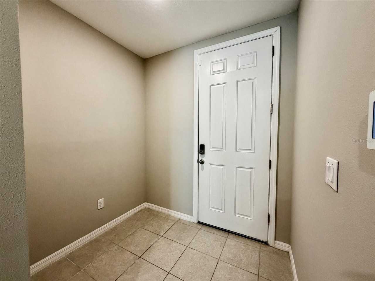 5921 Sailor Coast Way - Photo 3 of 50