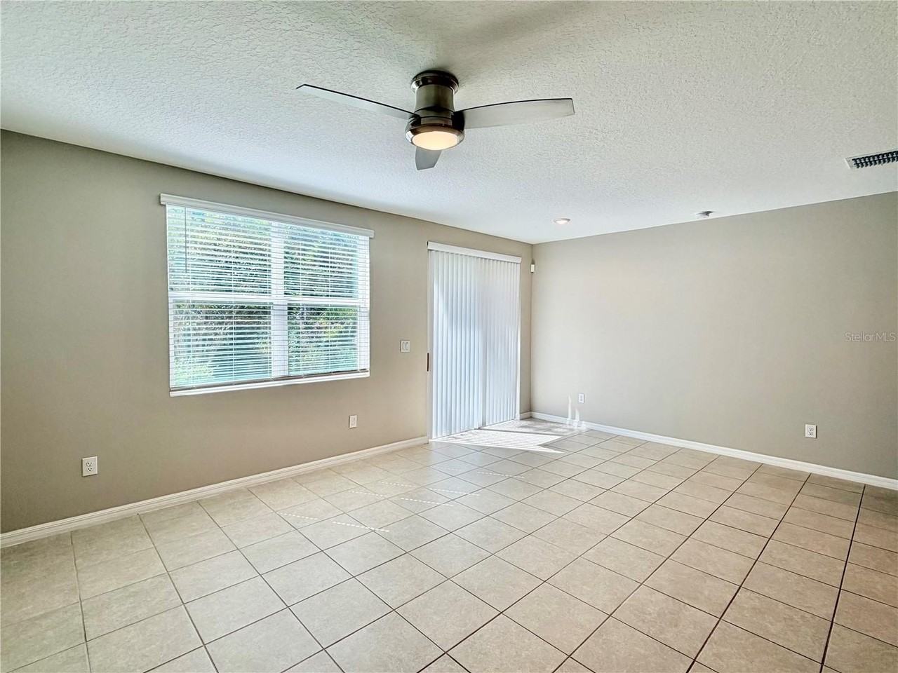 5921 Sailor Coast Way - Photo 4 of 50